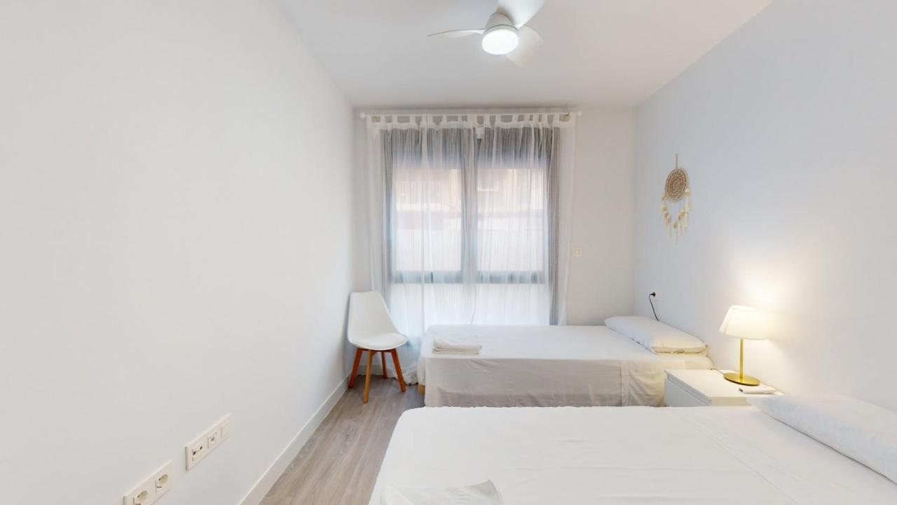 Alicante Colorful Center Bajo Apartment Exterior photo